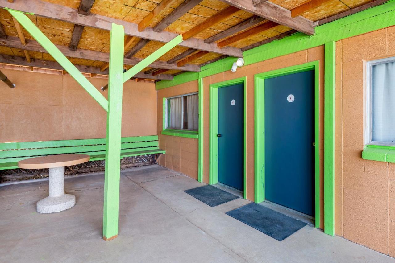 Oyo Hotel Hanksville, Ut Luaran gambar